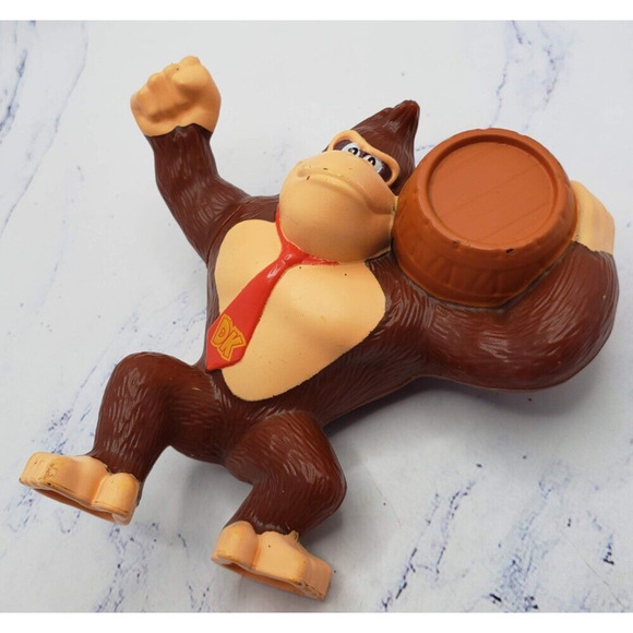 Mcdonalds Happy Meal toy 2022 The Super Mario Bros Movie #6 Barrel Donkey Kong - Picture 5 of 9